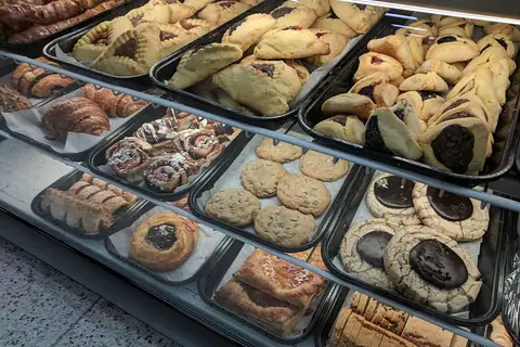 Donuts & Ice Cream photo 4